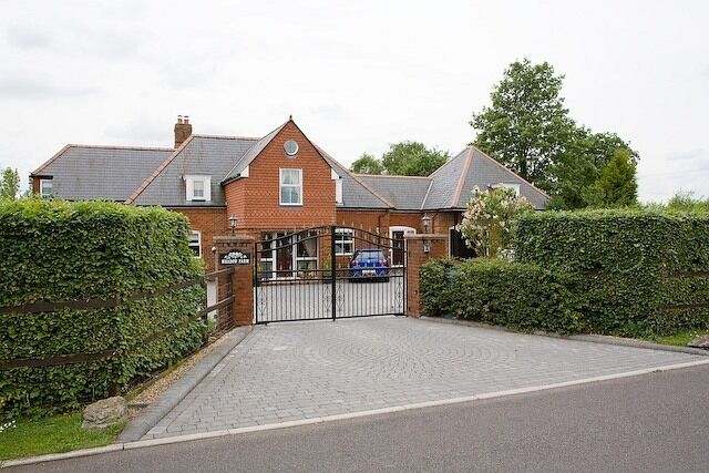 Meadow Farm house, Martins Lane, Chilbolton