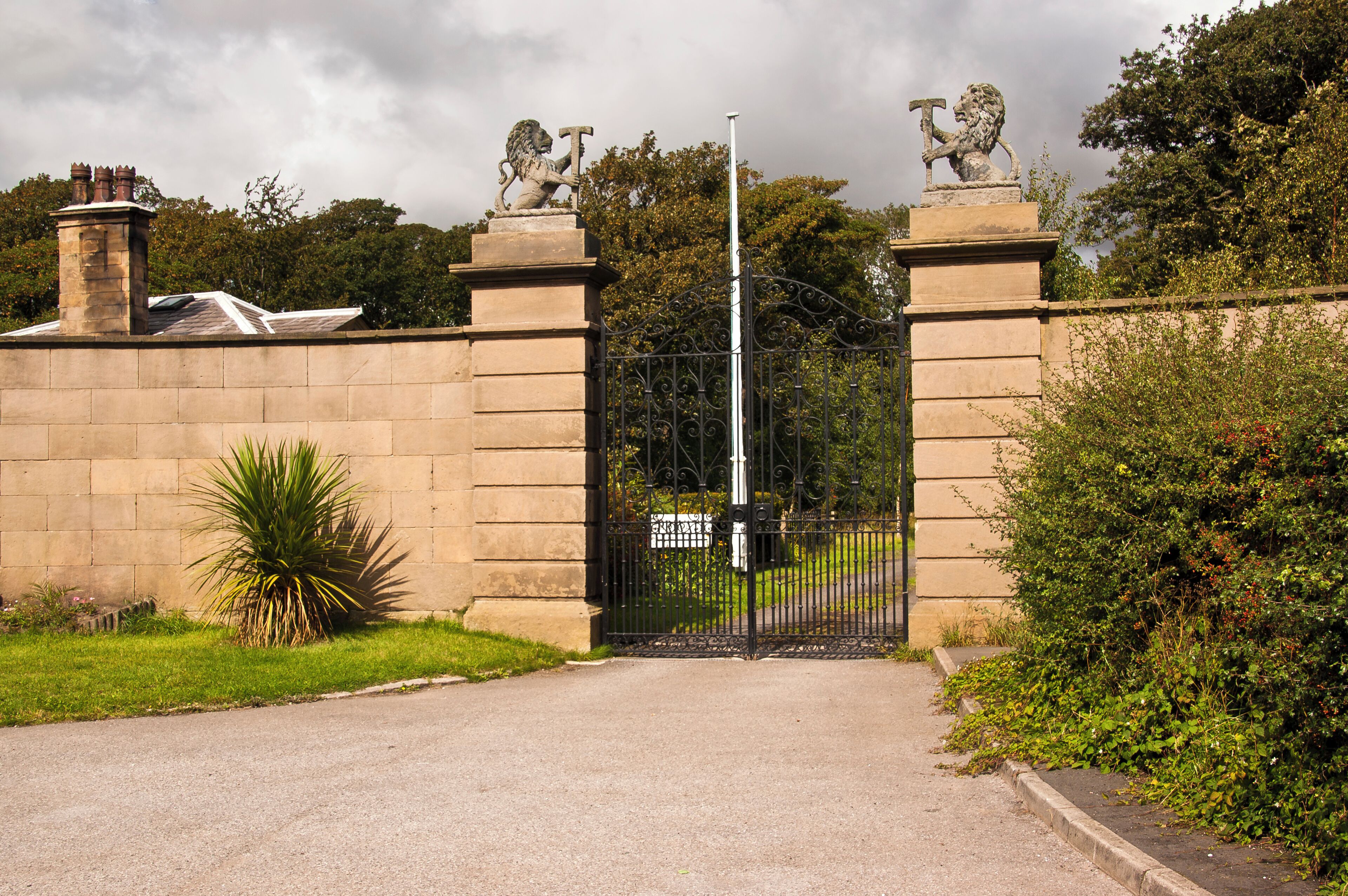 Photograph of the gates at the southern entrance to Crosby Hall, Merseyside
