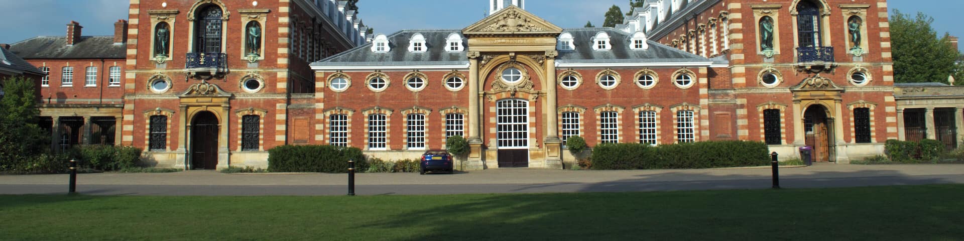 Wellington College, main blocks and front walls