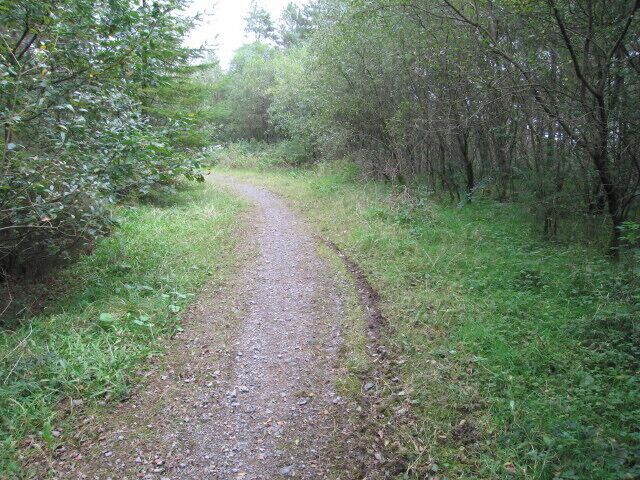 Still passing by Passing the geographical centre, looking west.
