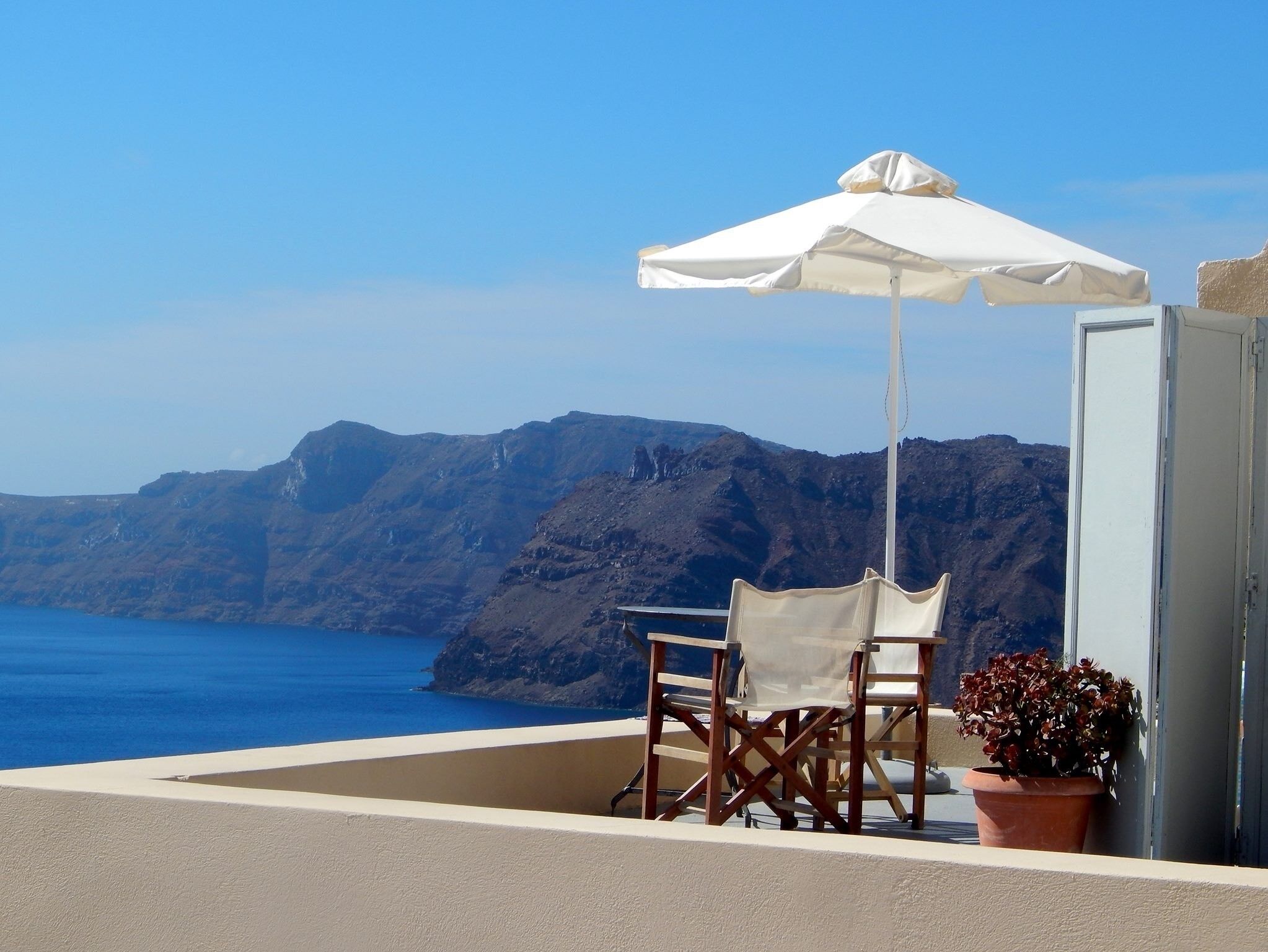 Oia, Santorini Greece