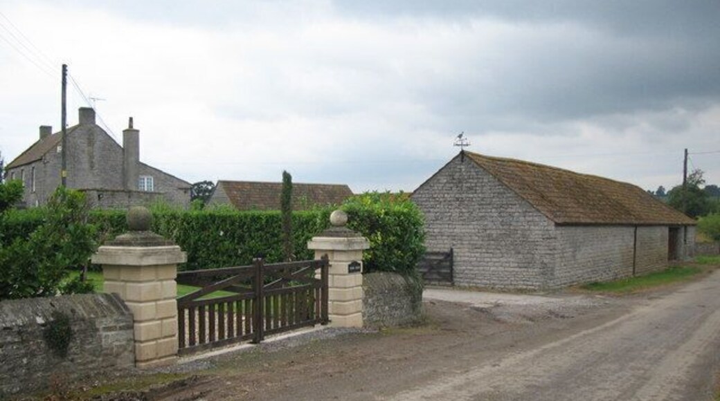 Stone Farm A view looking to the northwest along Stone Lane towards Stone Farm.