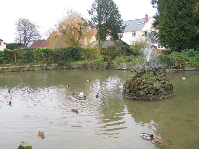 Cranmore The village duck pond and fountain
