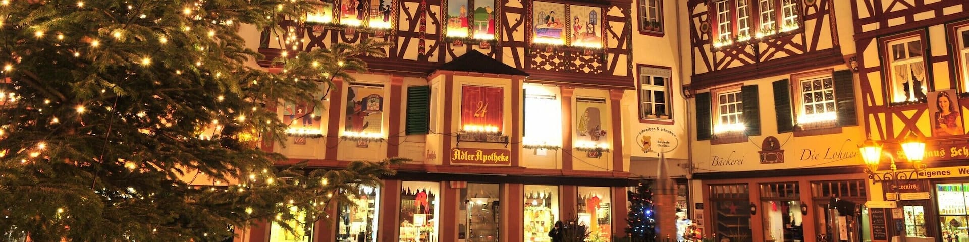 Late in the evening, nobody passing by. Just perfect.