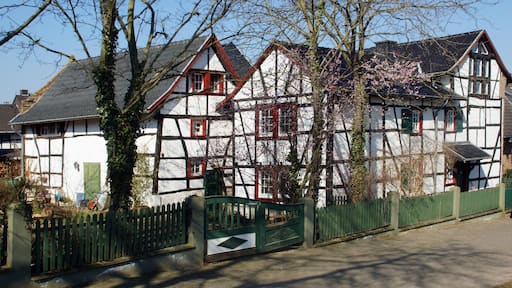 Half-timbered house in Niederkastenholz, Niederkastenholzer Straße 30