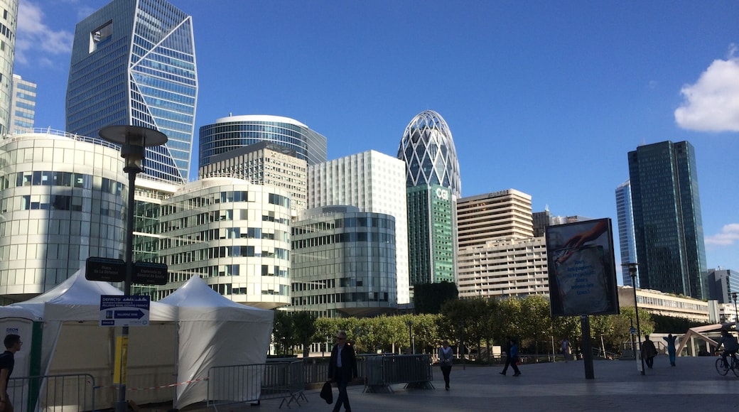 Puteaux - France 🇫🇷