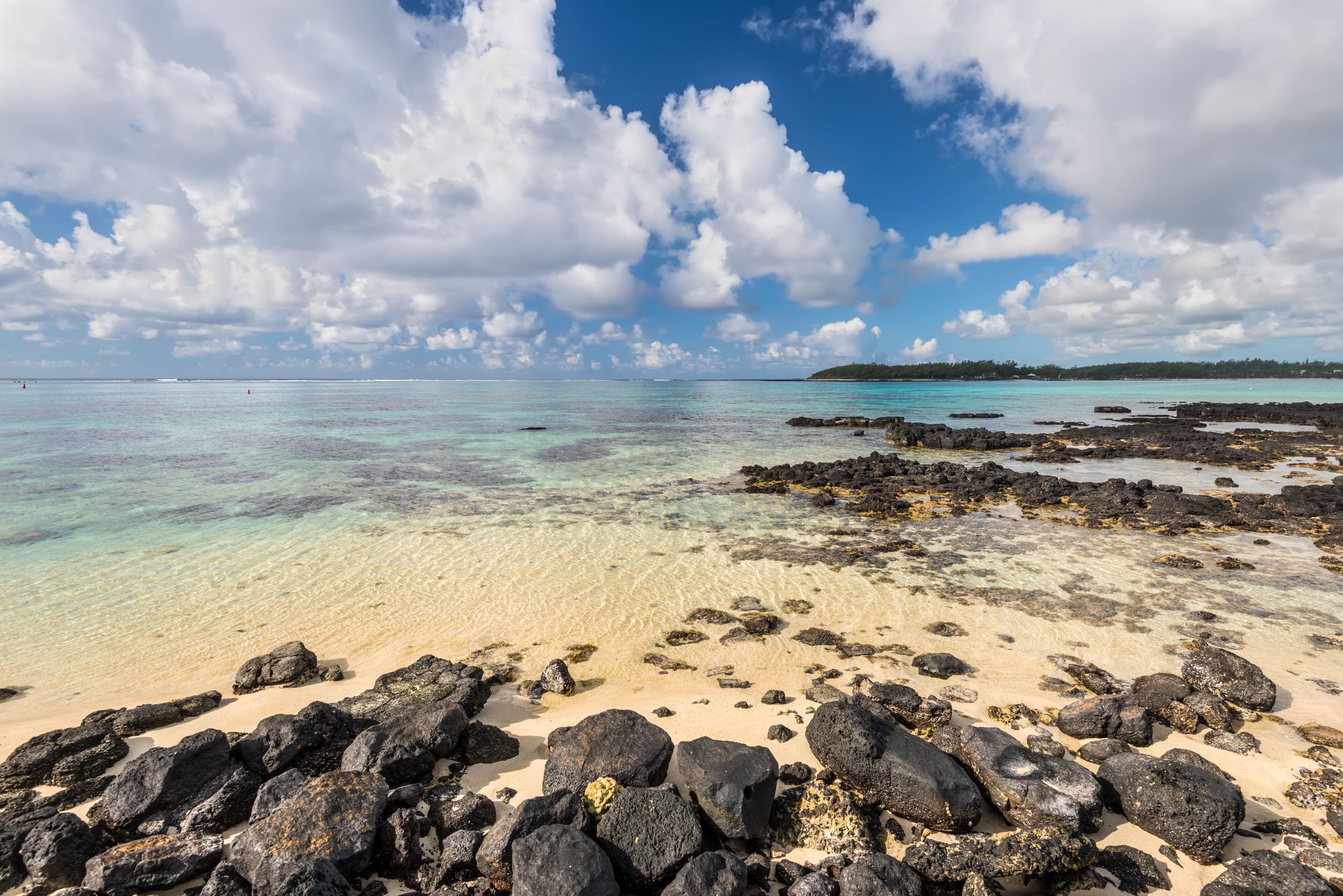 Wide-angle view of the Blue Bay Marine Park, Mauritius, Mahebourg, Indian Ocean. Polarizer filter used.