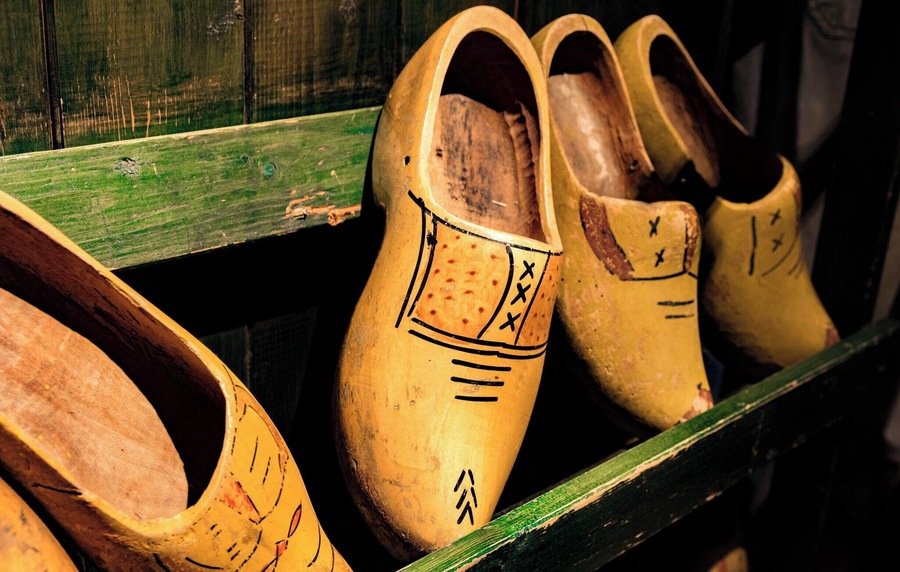The Dutch has such classy footwear.
http://www.divebuddies4life.com/dutch-clogs/