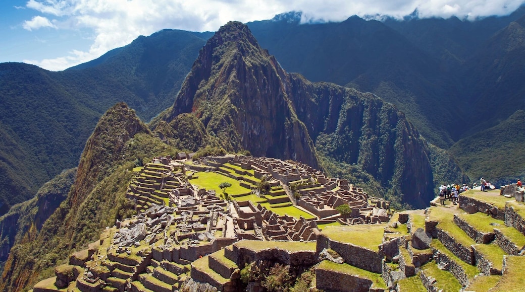 This amazing place can not be seen from anywhere on the ground, it is a city within the clouds, really magical and mysterious. There is really no describing the feeling of visiting this wondrous place.
If you don't mind a trek i highly recommend hiking up Huayna Picchu to get a view from above. Just make sure you buy your tickets a couple days in advanced as they are limited and sell out.
#History