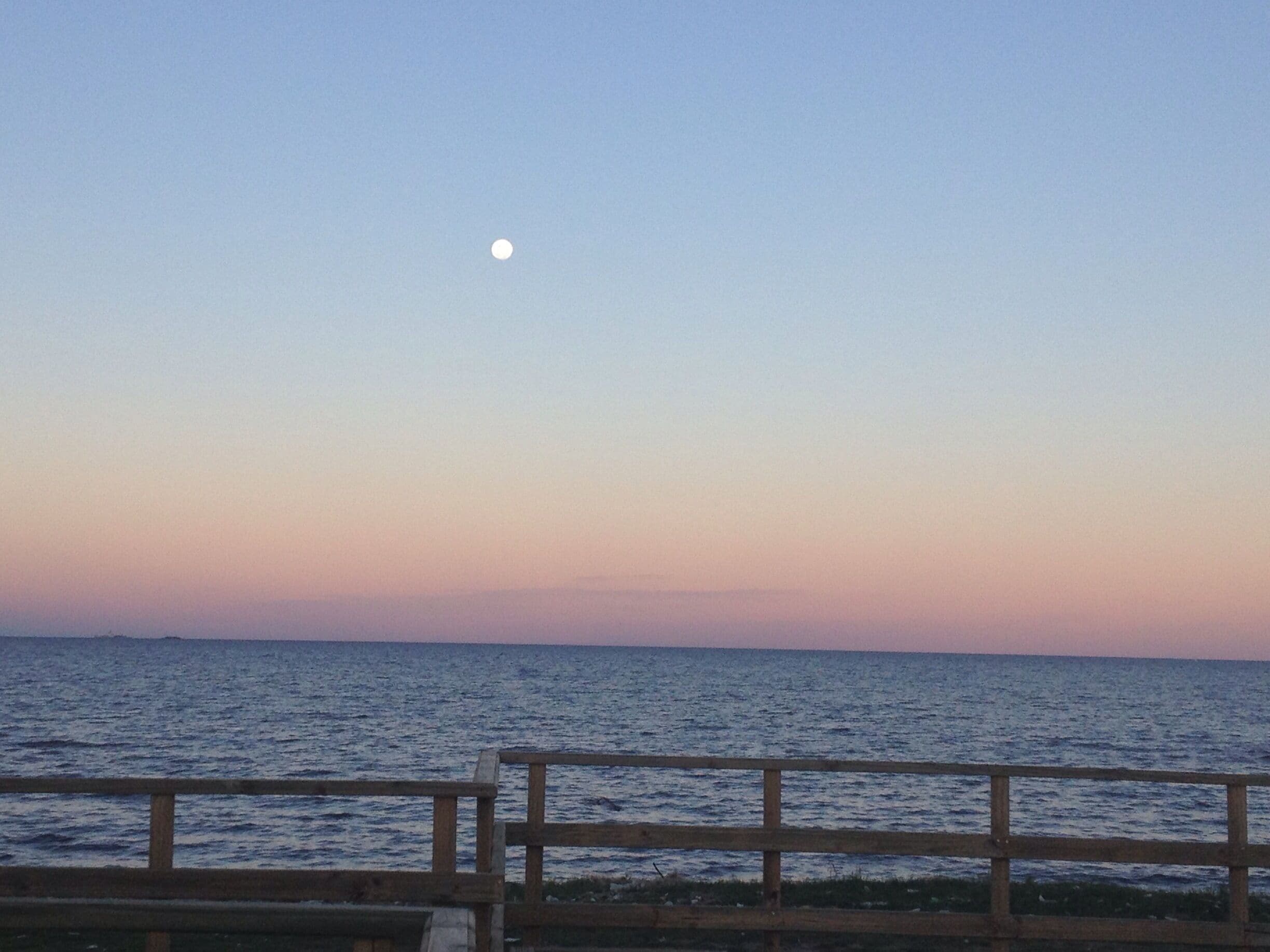 Paseo de la Costa / Riverside Walk    #nofilter
