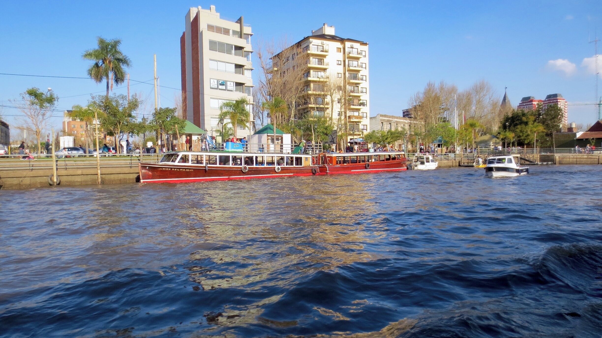 Tigre, Paraná Delta

#architecture