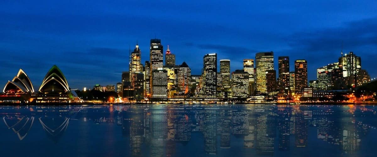 Sydney is an amazing harbour city that is full of beautiful beaches and vantage points. This is a view of the city skyline just after sunset at Kirribilli.
#LifeatExpedia