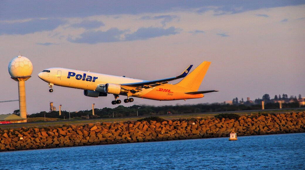 Polar Takeoff at Sydney Airport