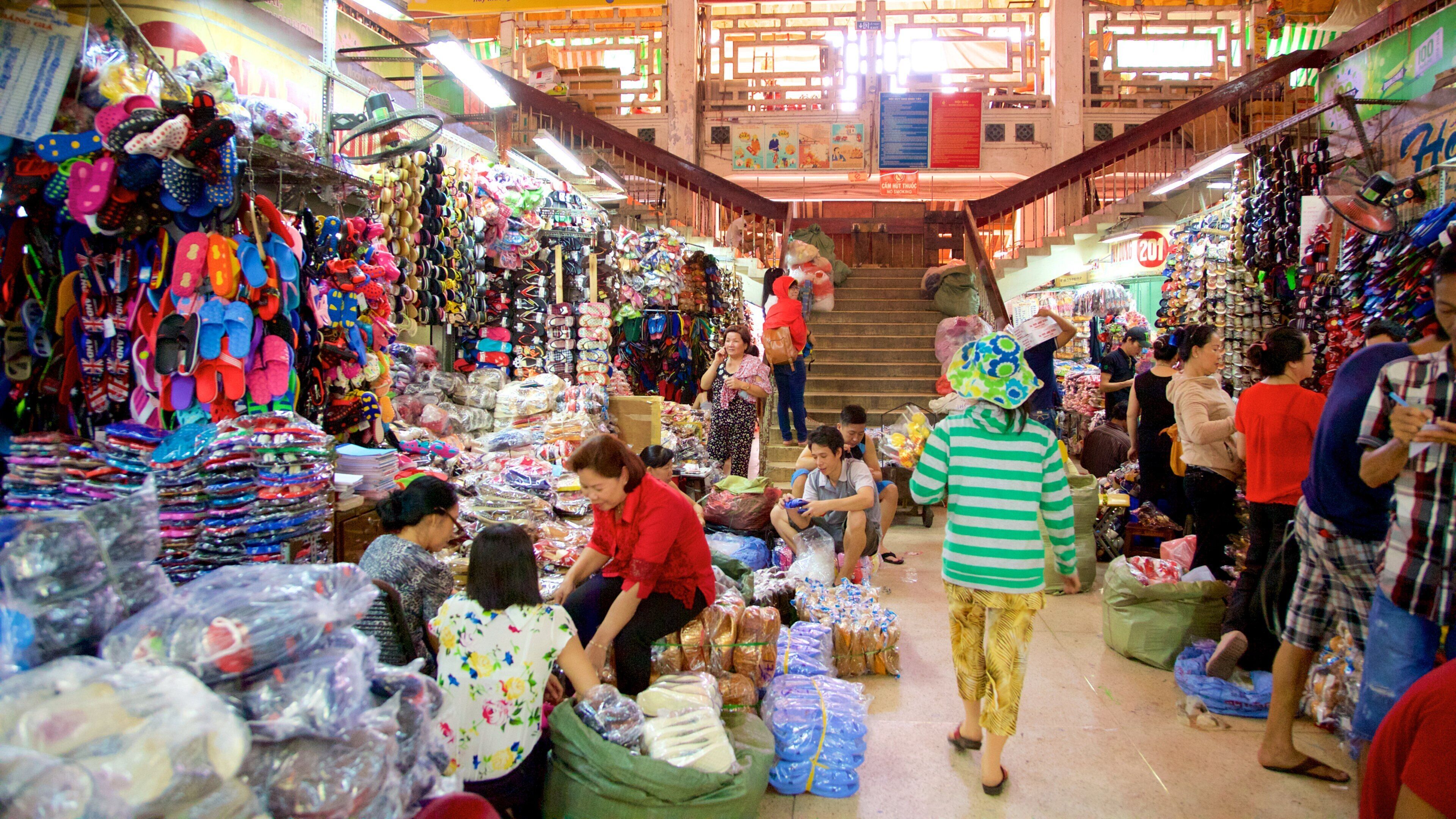 Cholon ofreciendo vistas de interior, mercados y compras