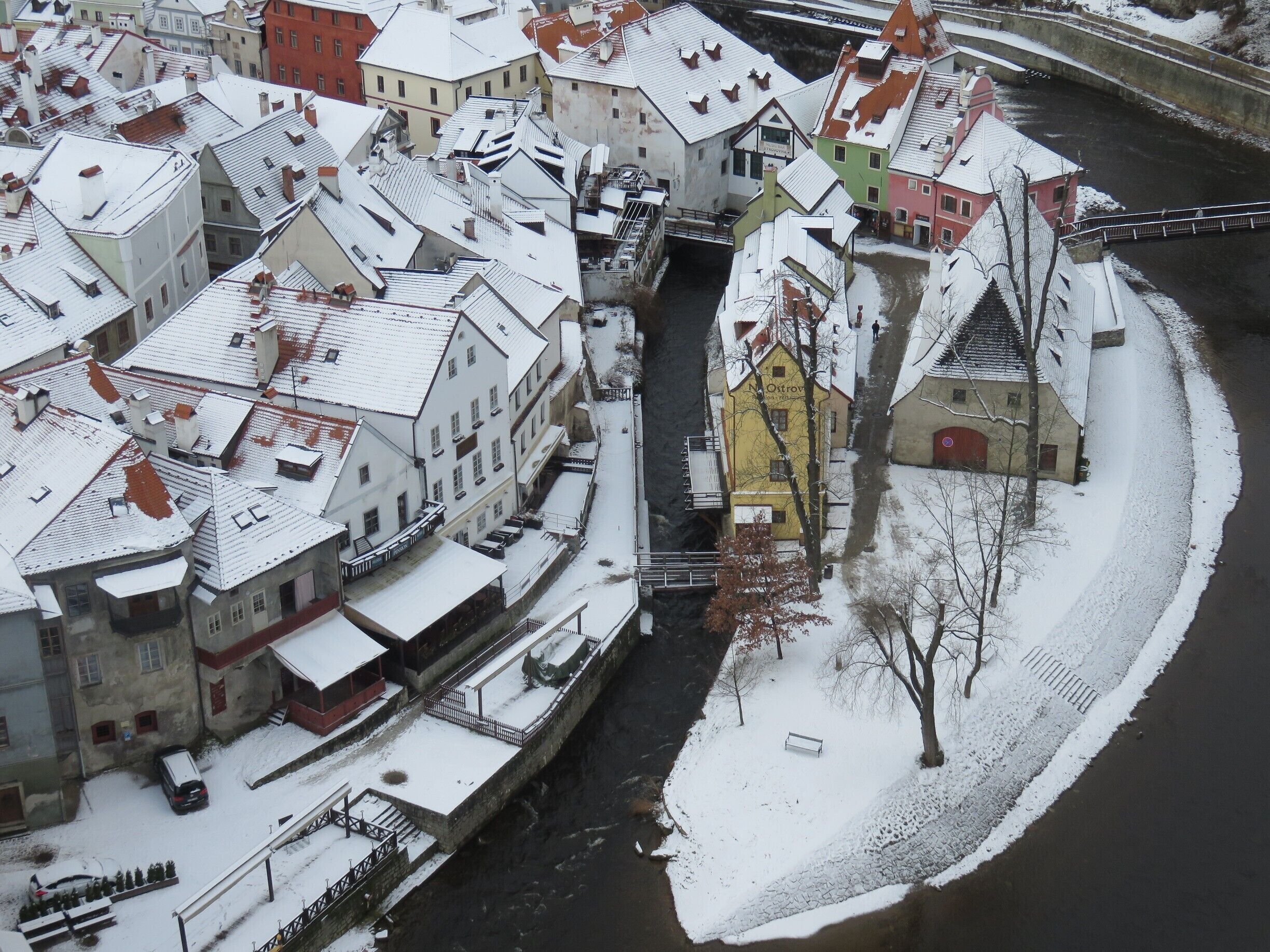 The view over the part of the village near the river is nothing short of stunning in winter. I was up in the top of the castle tower listening to the river talking away down below. #snow #Architecture #Details 
