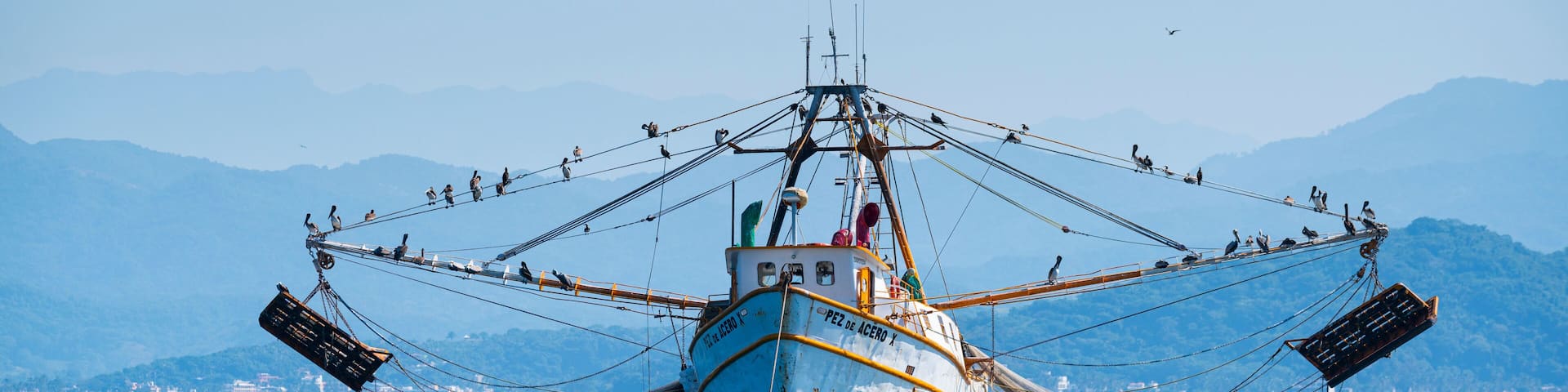 Shrimp fishing boat, Rincon de Guayabitos, Compostela municipality, Pacific Ocean, Riviera Nayarit, Nayarit State, Mexico, Central America, America