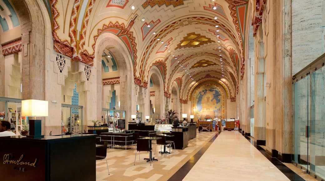 Detroit mostrando vistas interiores