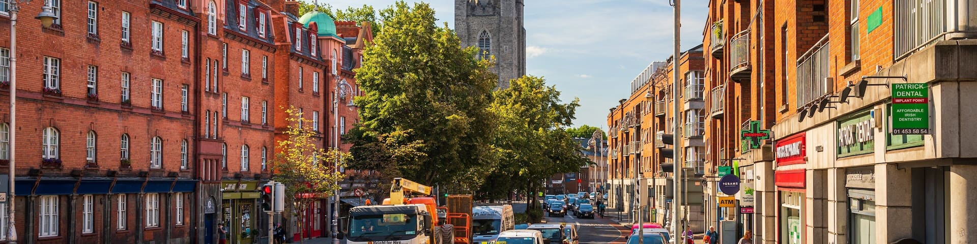 Dublin showing a city and street scenes