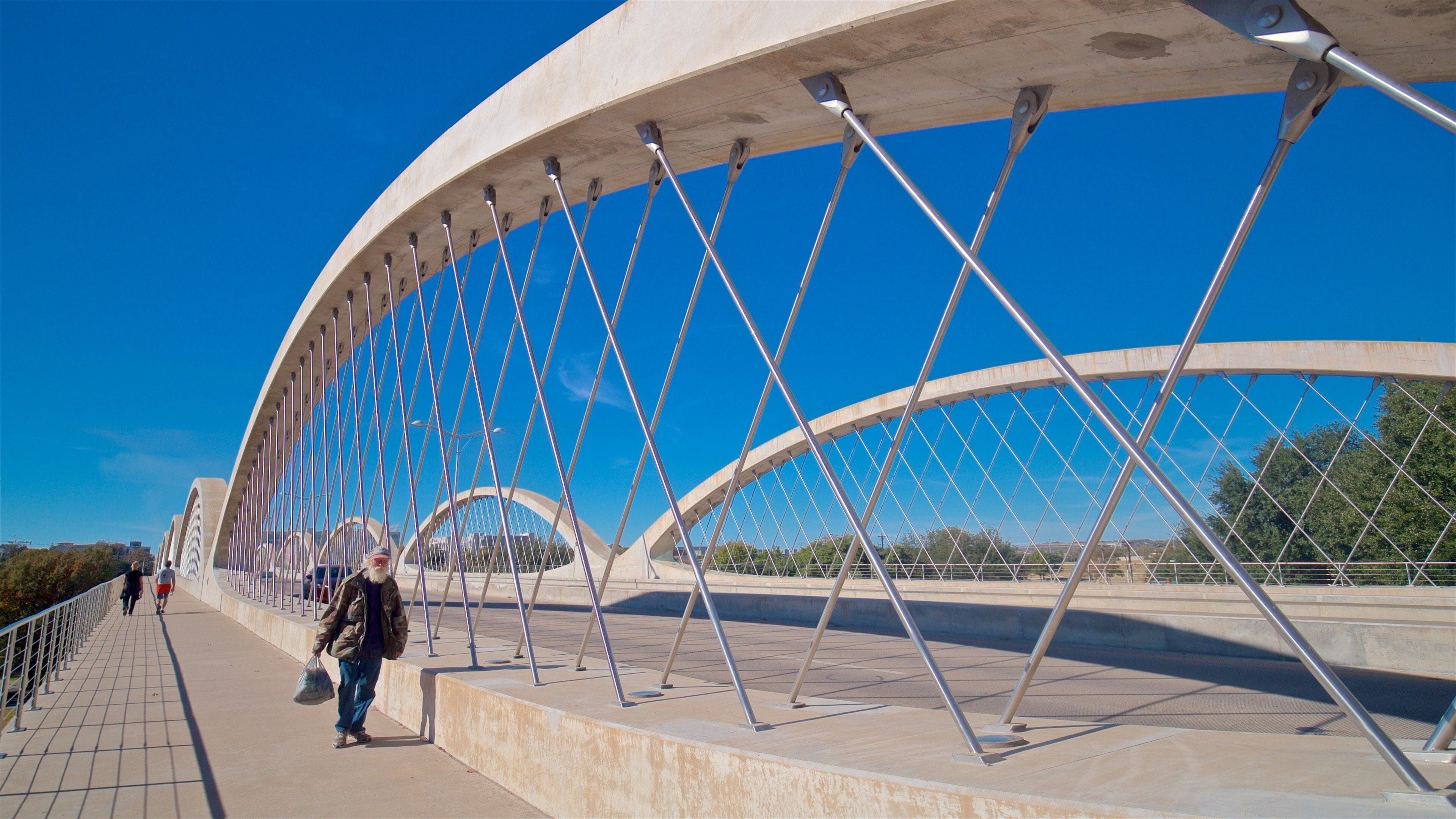 포트워스 을 특징 다리 뿐만 아니라 남자