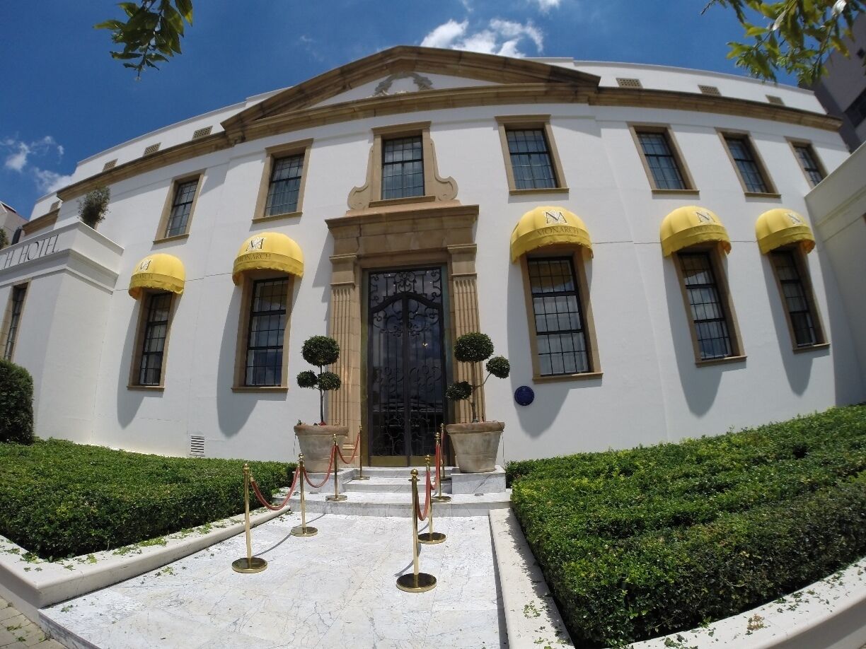 Located in the trendy cosmopolitan suburb of Rosebank, Johannesburg.  The Monarch Hotel is well located and within walking distance of designer malls, restaurants, bars, nightlife, as well as the Gautrain station (which can take you to and from the airport in less than 20 minutes).
The hotel is very relaxed yet it has a sophisticated feeling of comfort and elegance.  The rooms/suites are very spacious and luxurious. They have an amazing breakfasts spread and the staff are very helpful and friendly.  This is truly a lovely place to stay in Johannesburg.
