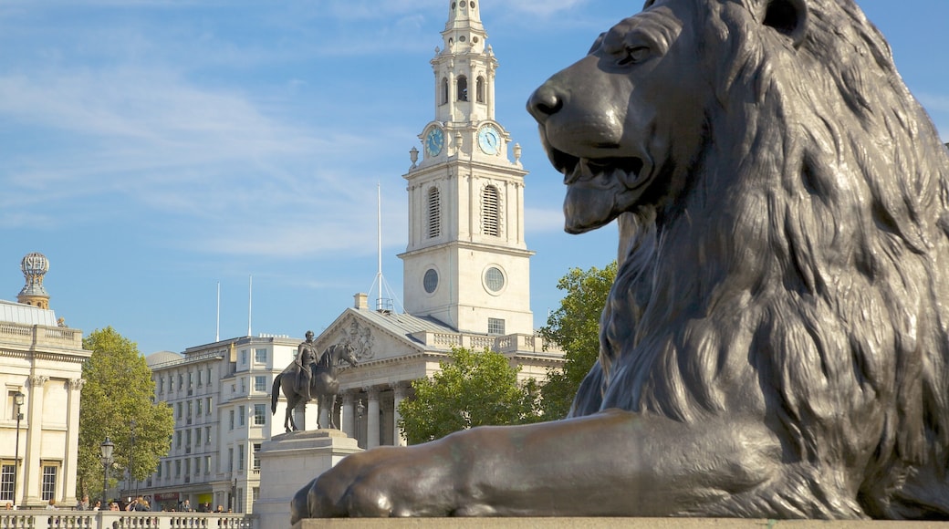London featuring a monument, skyline and a square or plaza