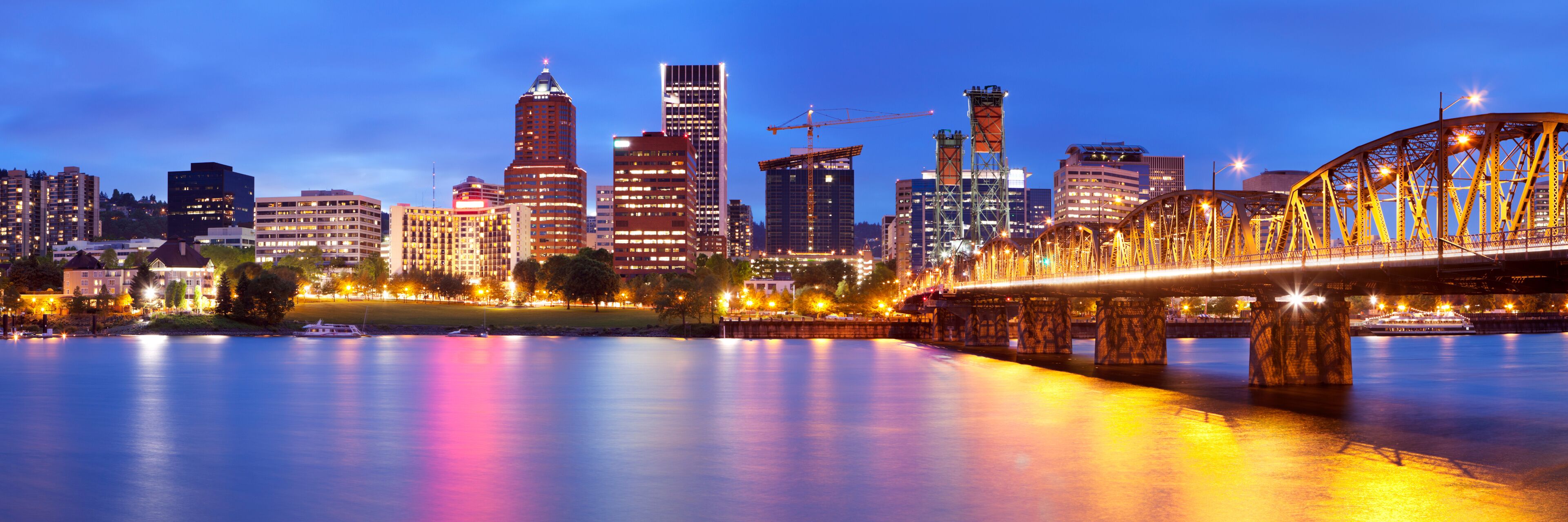 Skyline of Portland, Oregon at night