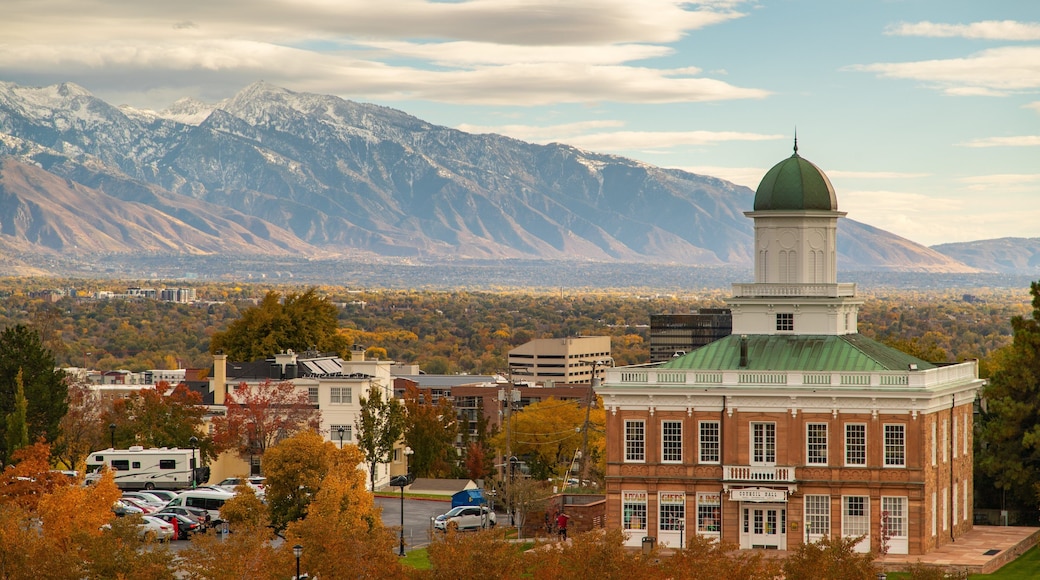 Salt Lake City which includes mountains, landscape views and a small town or village