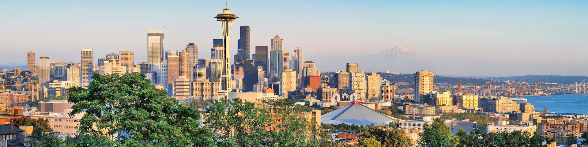 Seattle skyline panorama at sunset, Washington, USA