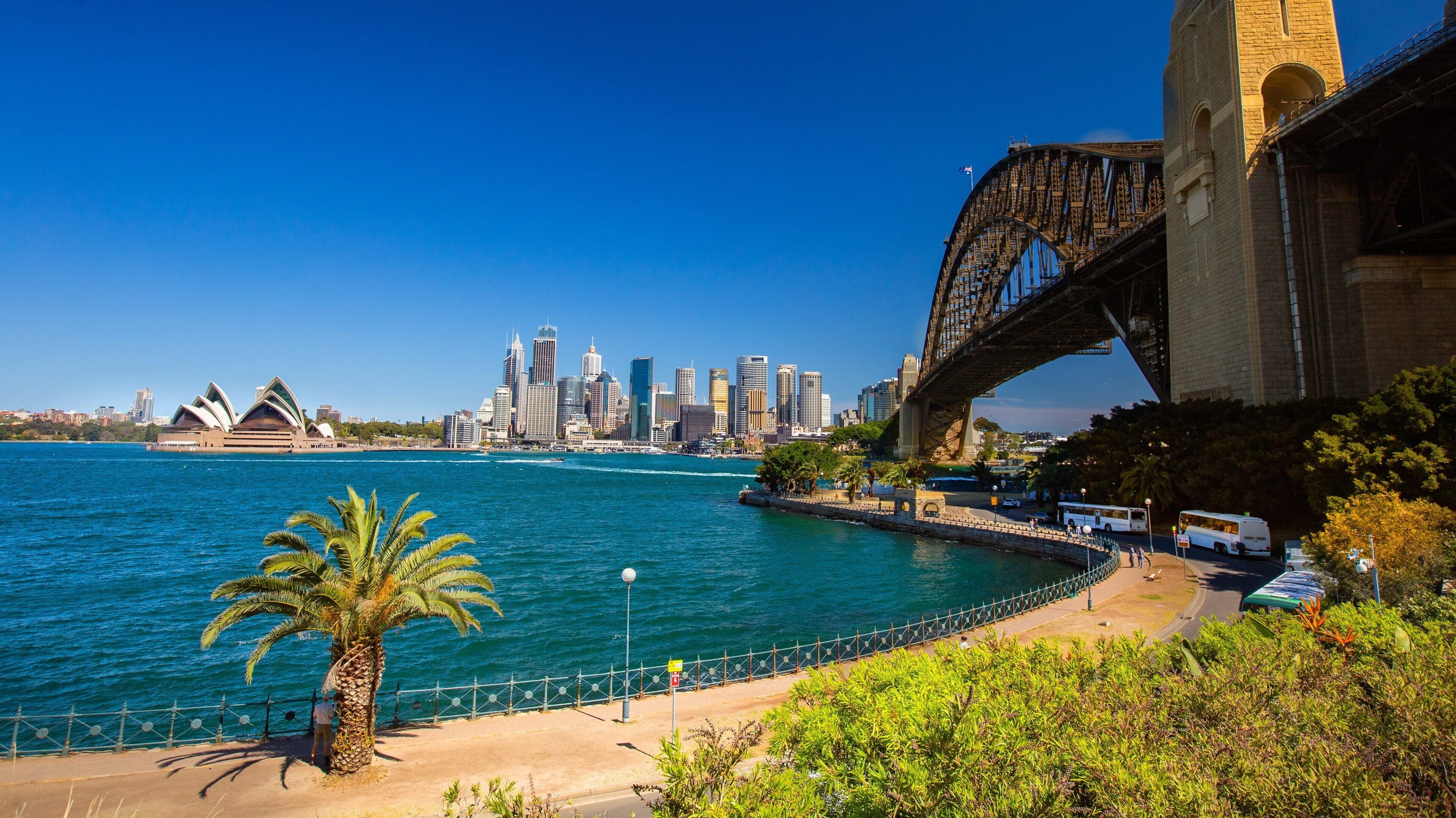 Visit Sydney: 2026 Travel Guide for Sydney, New South Wales | Expedia