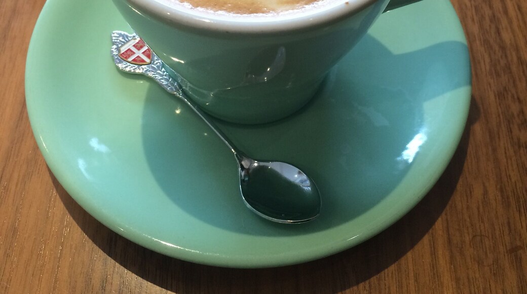 If you are in Winnipeg and love great coffee... Aka . Coffee addict! You must stop at this cute little local hole in the wall. The people are great, the coffee amazing and if I lived here this would be my daily stop. Not to mention I love turquoise !#coffeelover #coffeearoundtheworld