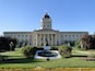 Passing through Winnipeg stopped to get a quick picture of the legislative building.