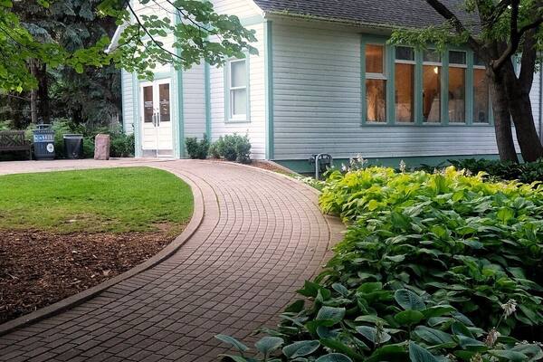 Inside the Léo Mol sculpture garden is this building that is actually a museum of smaller work. Best time to photograph this is late evening before sunset