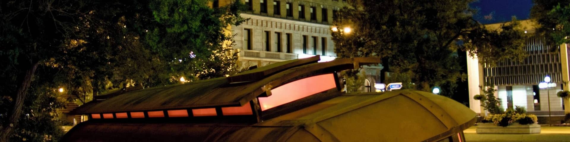 A sculpture of the 1919 street car that was overturned during the 1919 Winnipeg general strike.
A handheld shot at 16mm at 1.4.