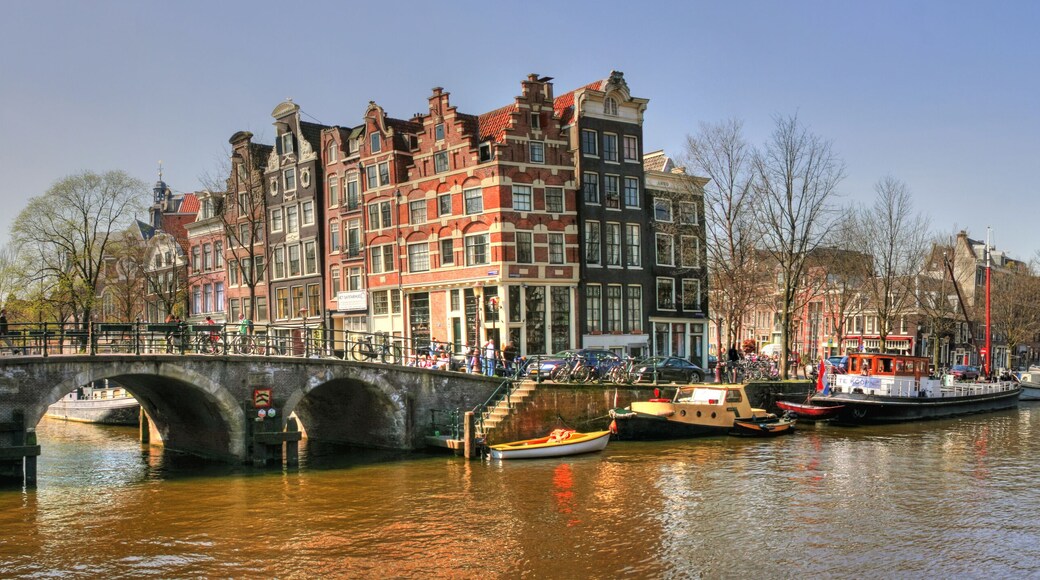 ๋ด๋ฒค๋ด