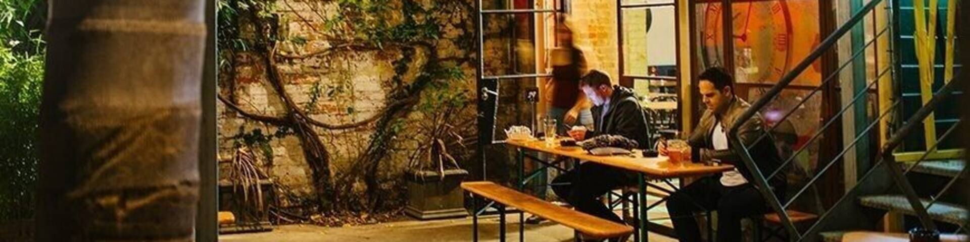 The Provincial is a nice place to enjoy a quick drink with friends, hold your next party or share a hearty meal on the rooftop.
Was close to a bunch of other great spots in the arty suburb of Fitzroy.
https://provincialhotel.com.au/rooftop/