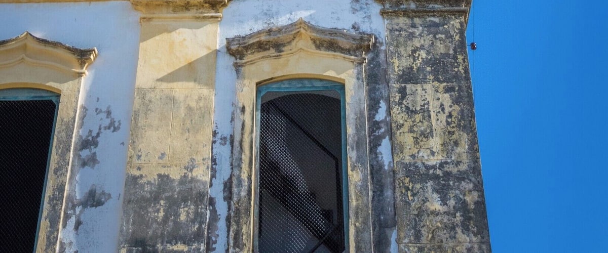 Igreja de Nossa Senhora do Amparo (Church of Our Lady of Protection of the Mulattoes), ca. 17th century. The church was established by and for mixed-race people in Sergipe; in the racially stratified society of Portuguese Brazil people of African, mixed race, and Portuguese heritage worshiped separately. Part of the UNESCO World Heritage site of São Francisco Square in the Town of São Cristóvão, Sergipe, Brazil. #BVStrove