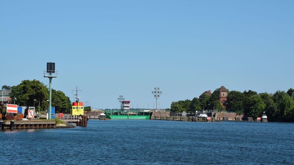 Impressionen vom Besuch der Fährverbindung in Kiel über den Nord-Ostsee-Kanal.