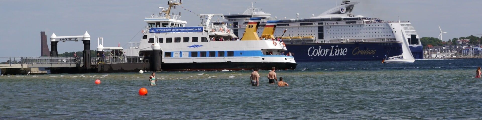 When the Color Line meets the ferry on a summer day - it’s 2 pm!