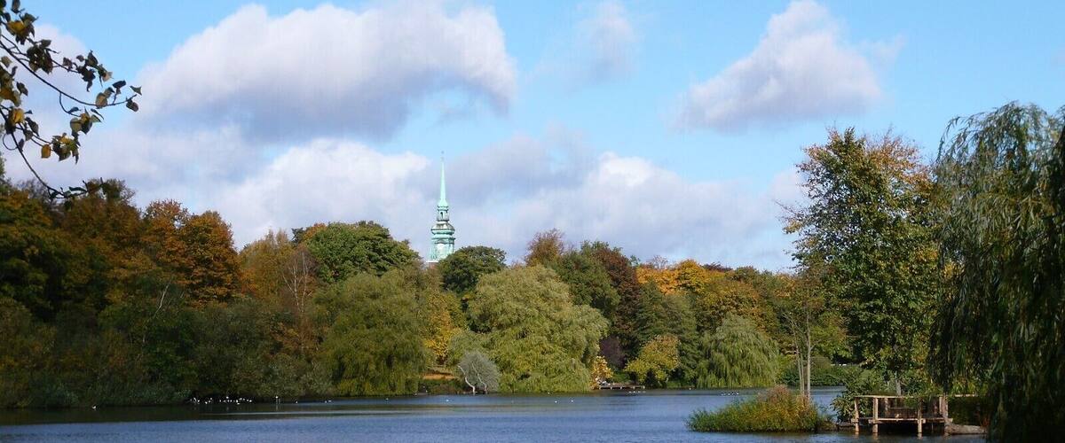 Blick über den Schreventeich in Kiel.