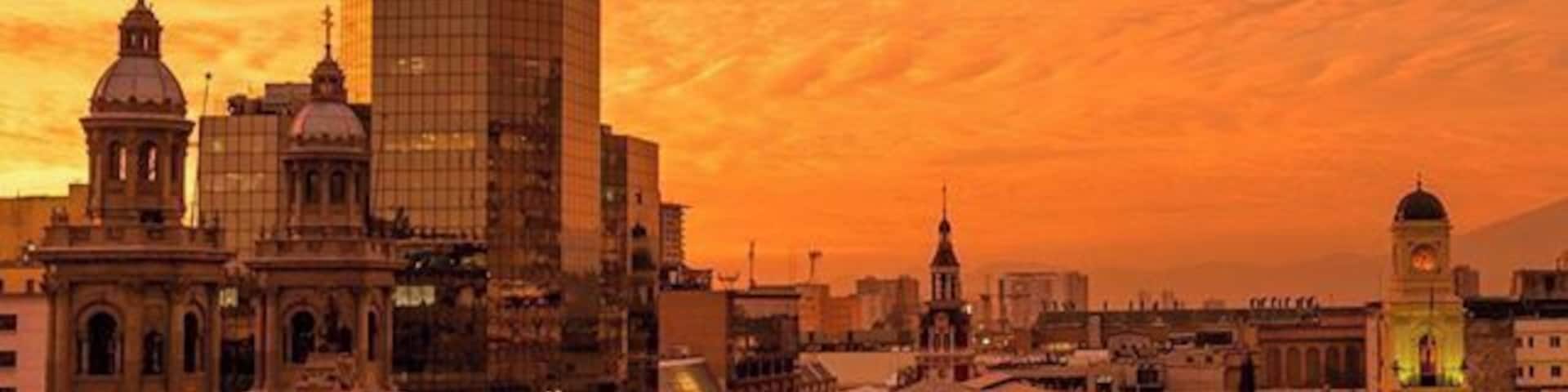 Look at this sky! #sunset #PlazaDeArmas #Santiago #Chile #Citylife #Colorful #TroveOn