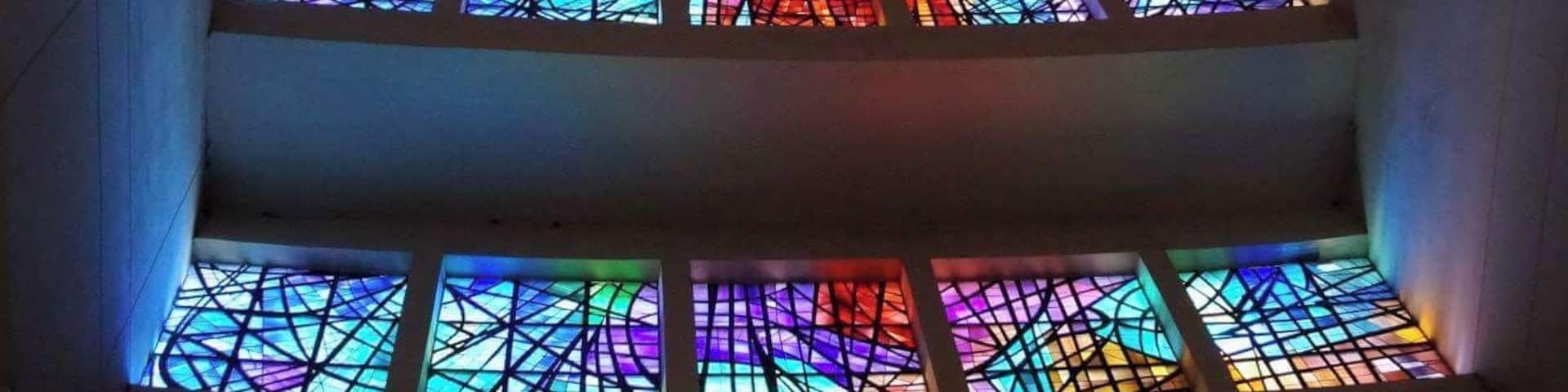 Vitrales en el templo de Maipú