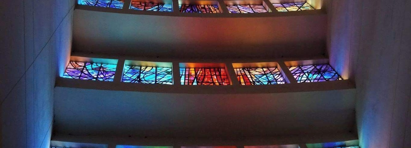 Vitrales en el templo de Maipú