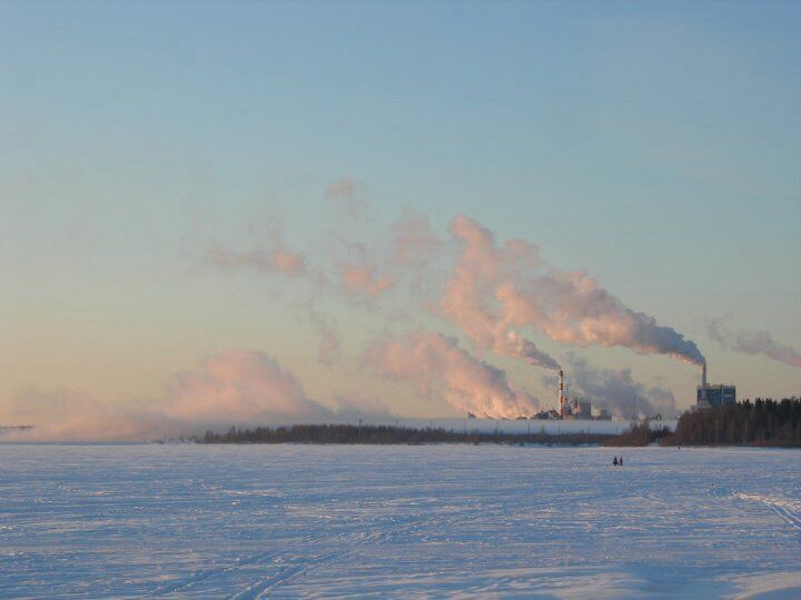A big frozen lake in Kemi, close to the snow castle that changes every year. #snow