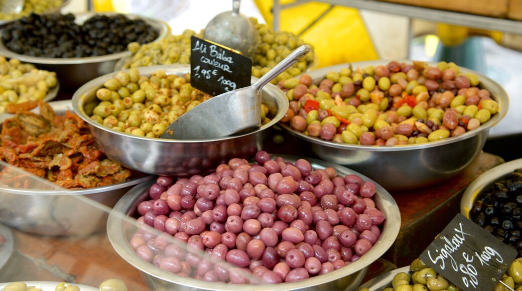 Montparnasse cho thấy thức ăn