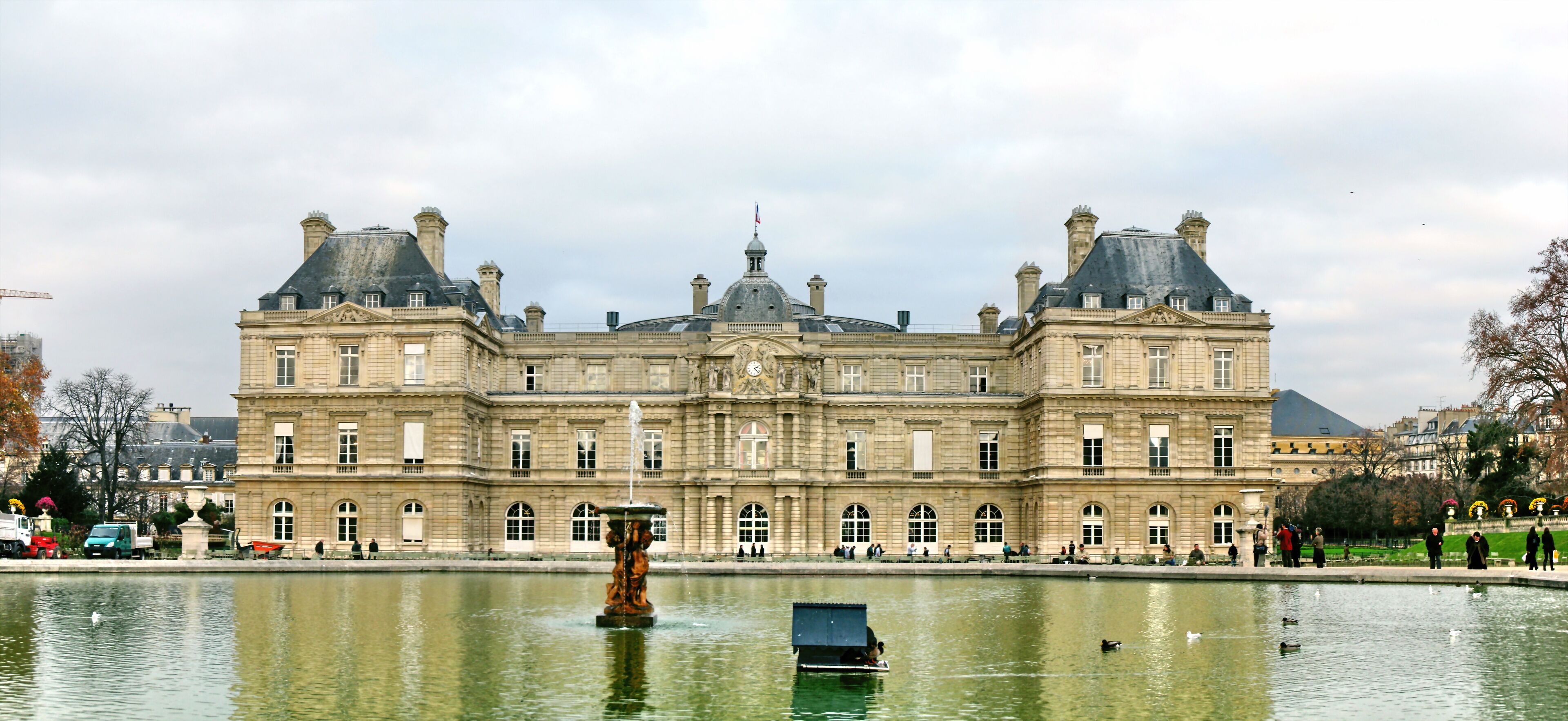Bâtiment du Sénat, Jardins du Luxembourg, Paris