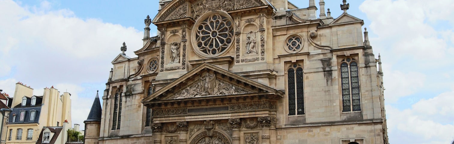 Scene from Woody Allen's movie "Midnight in Paris"