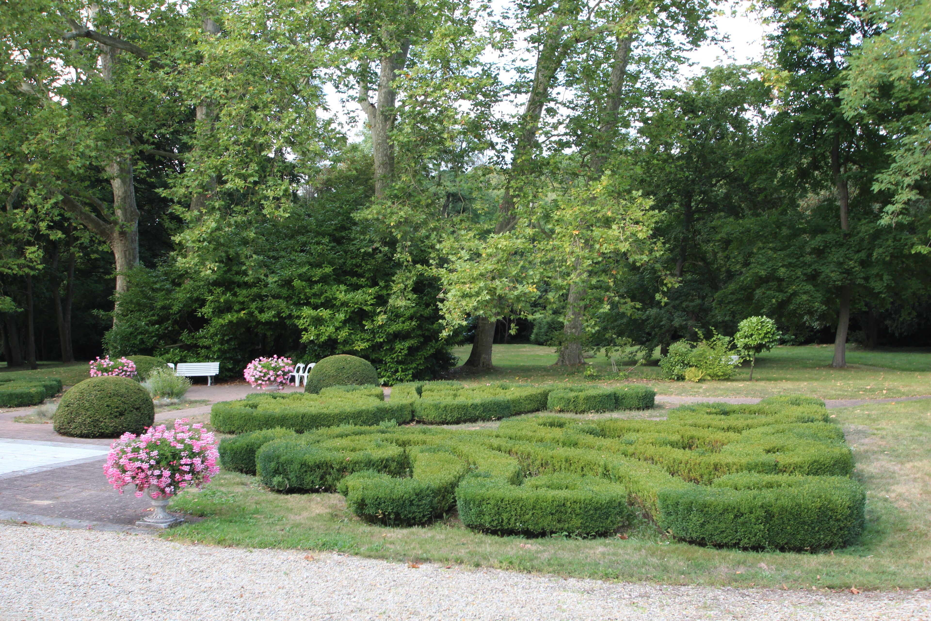 Château des Roches (Rocks Castle in french) houses the literary house of Victor Hugo and is located at 45 Vauboyen street in Bièvres, Essonne, France.