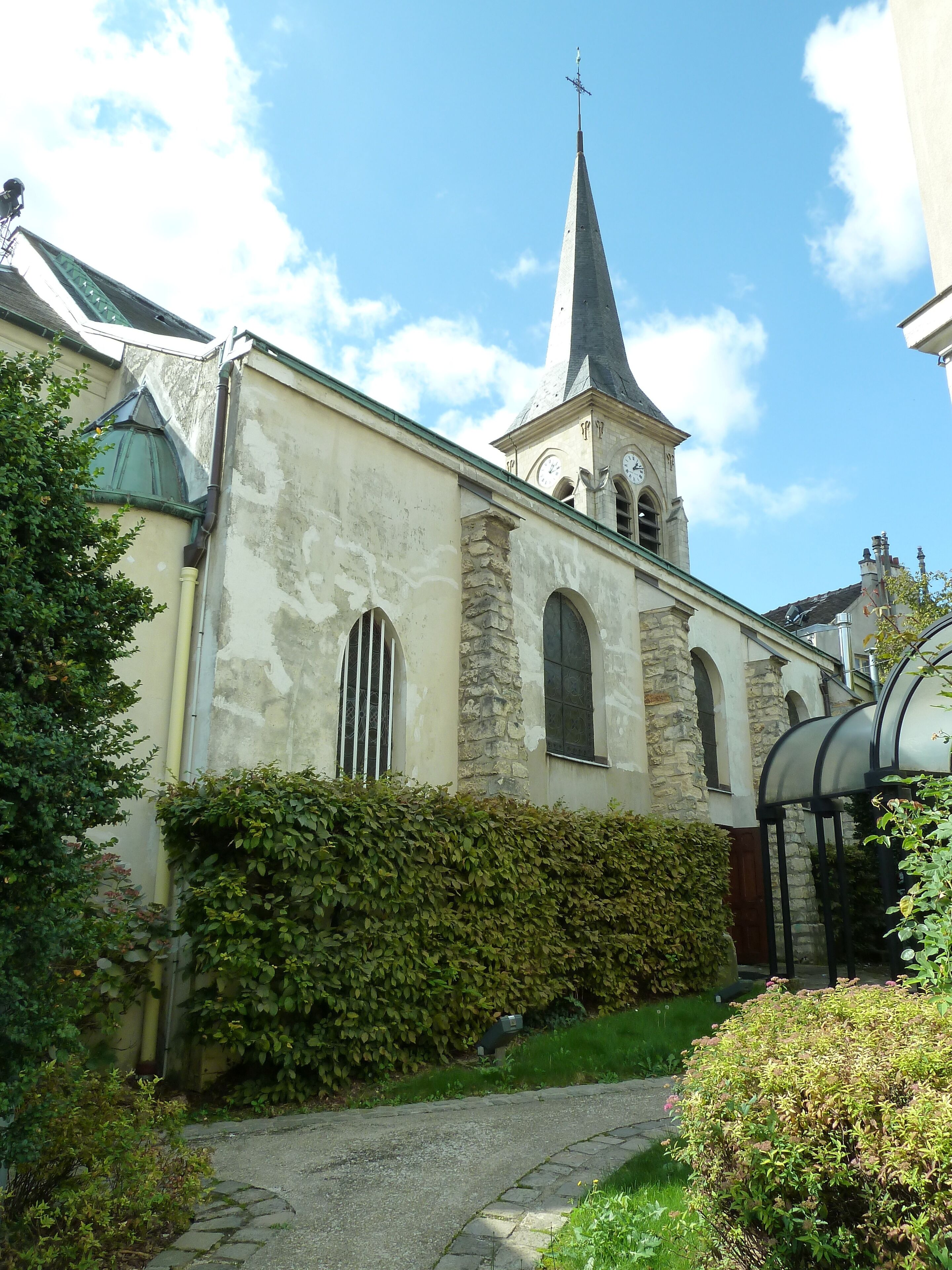 This building is inscrit au titre des Monuments Historiques. It is indexed in the Base Mérimée, a database of architectural heritage maintained by the French Ministry of Culture, under the reference PA00088090 .