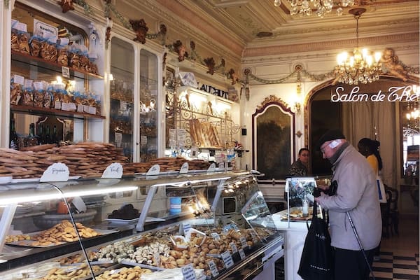 I wandered around Marseille for a place like this! Beautiful pastries, cookies, sweets and chocolate! A must see in Marseille.