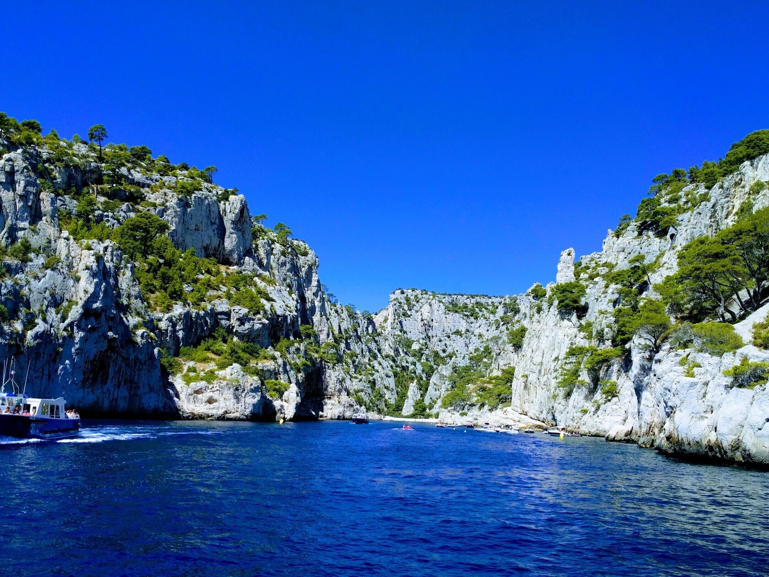 one the most beautiful calanque of the tour.. with the finger of God on the right side